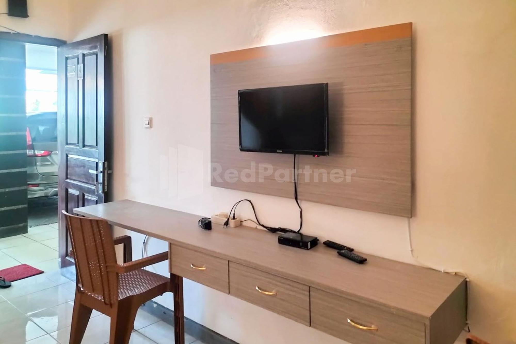 Rosa Luxury Jagakarsa Redpartner * Jakarta